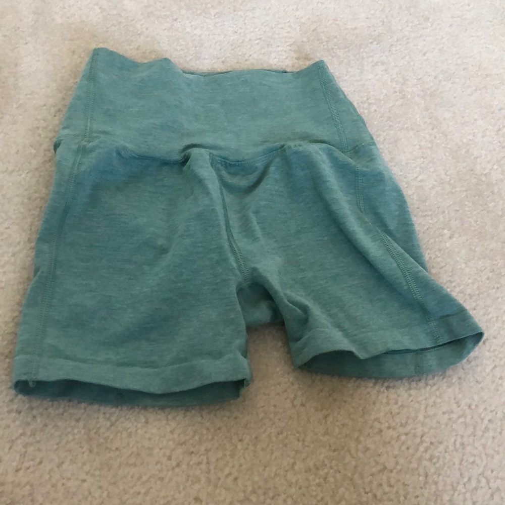 Alphalete Small revival shorts